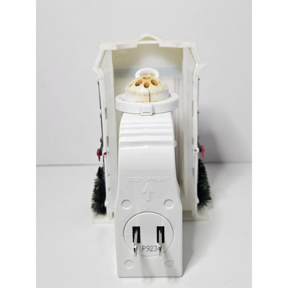 Bath & Body Works Christmas House Light Up Wallflowers Fragrance Plug